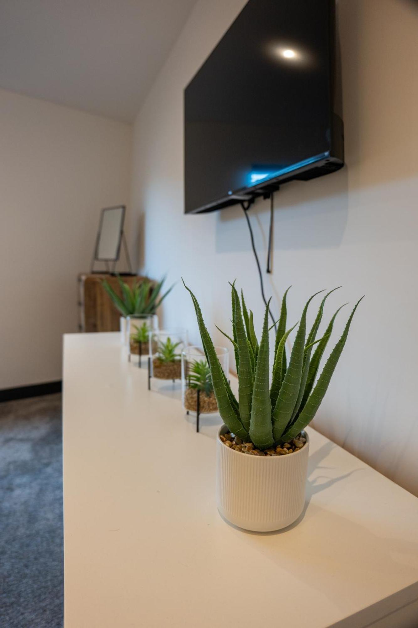 High End Apartment - Perfect For Contractors & Builders - Free Parking Ilkeston Kültér fotó