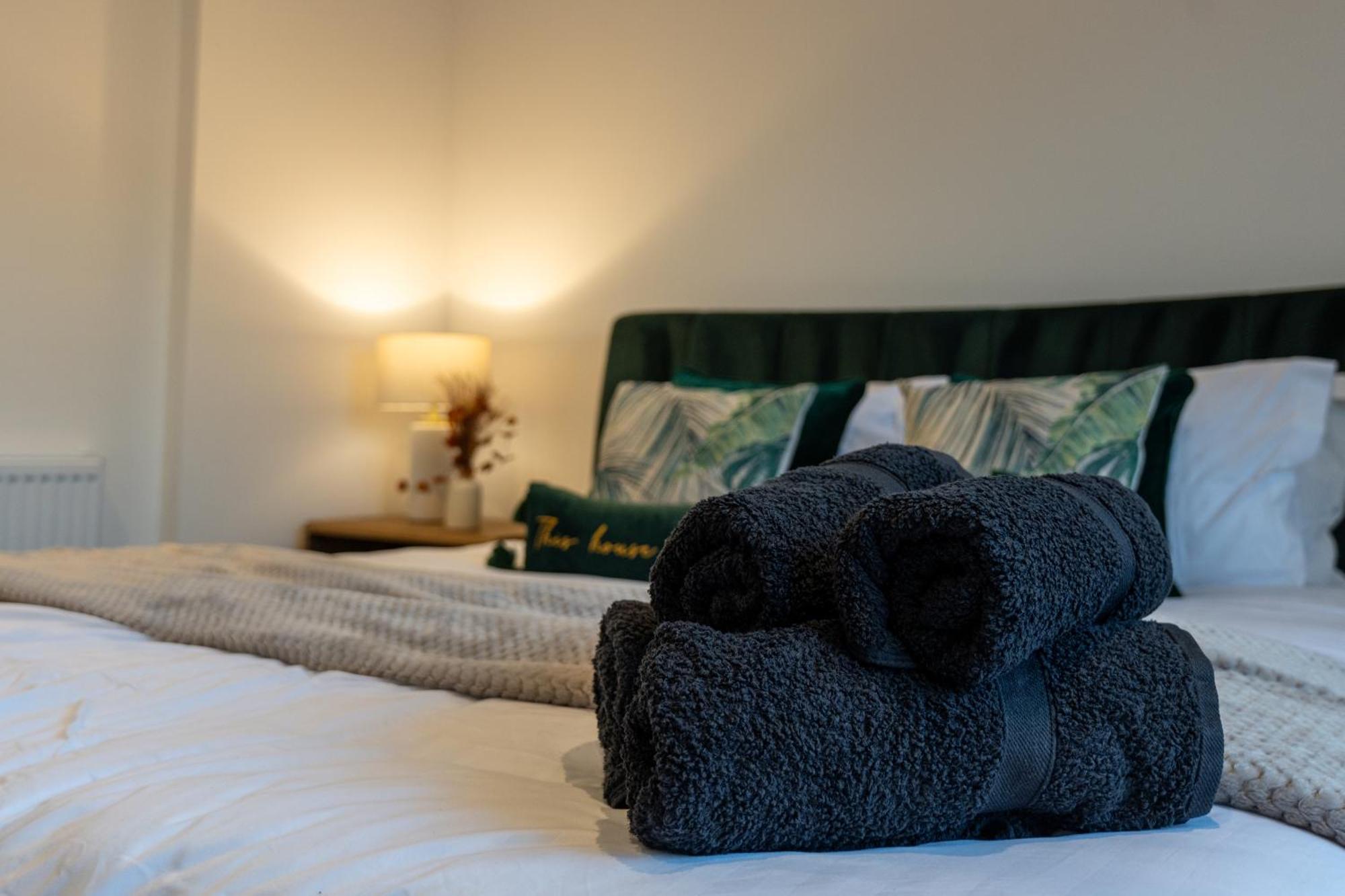 High End Apartment - Perfect For Contractors & Builders - Free Parking Ilkeston Kültér fotó