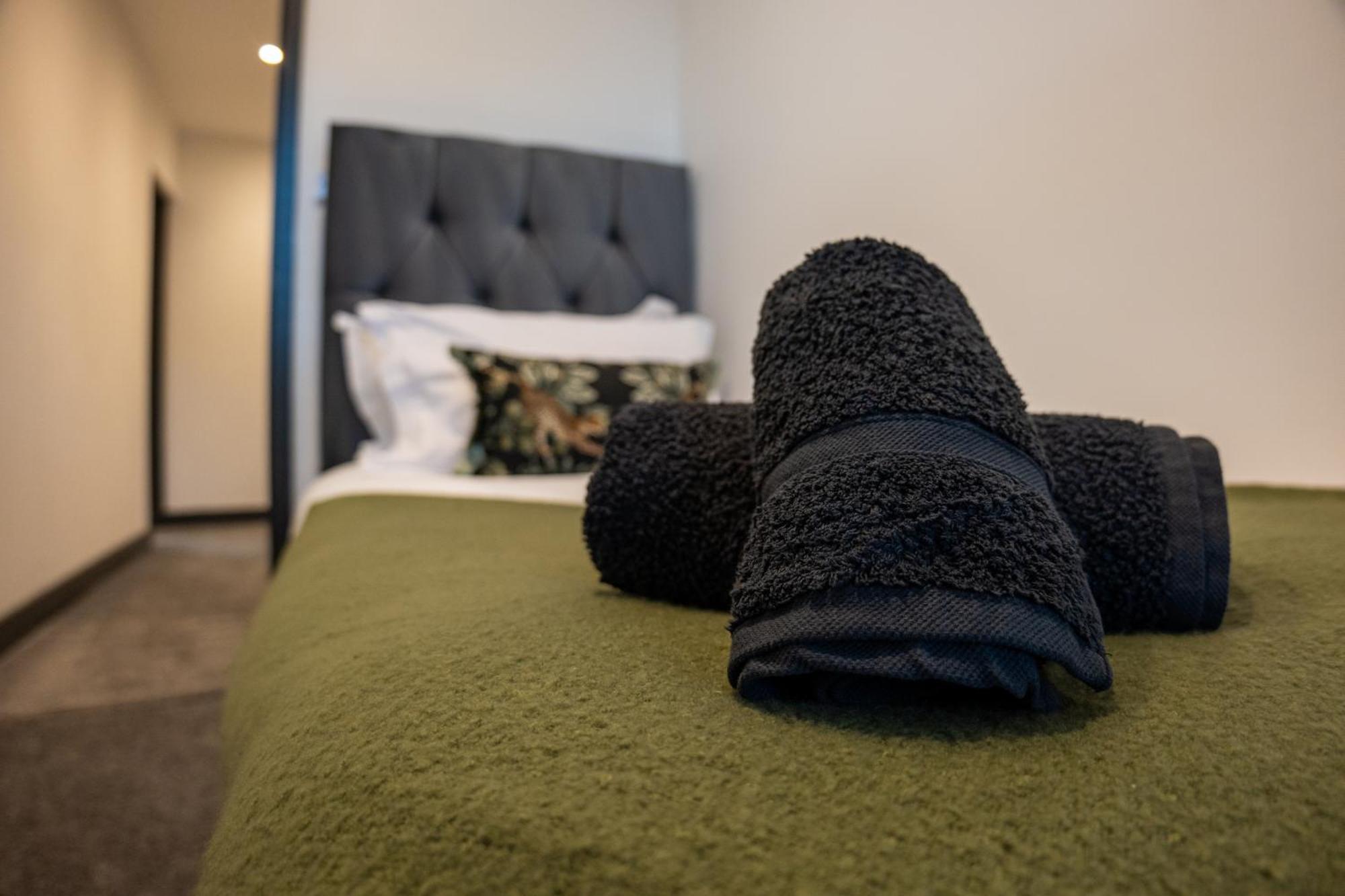 High End Apartment - Perfect For Contractors & Builders - Free Parking Ilkeston Kültér fotó
