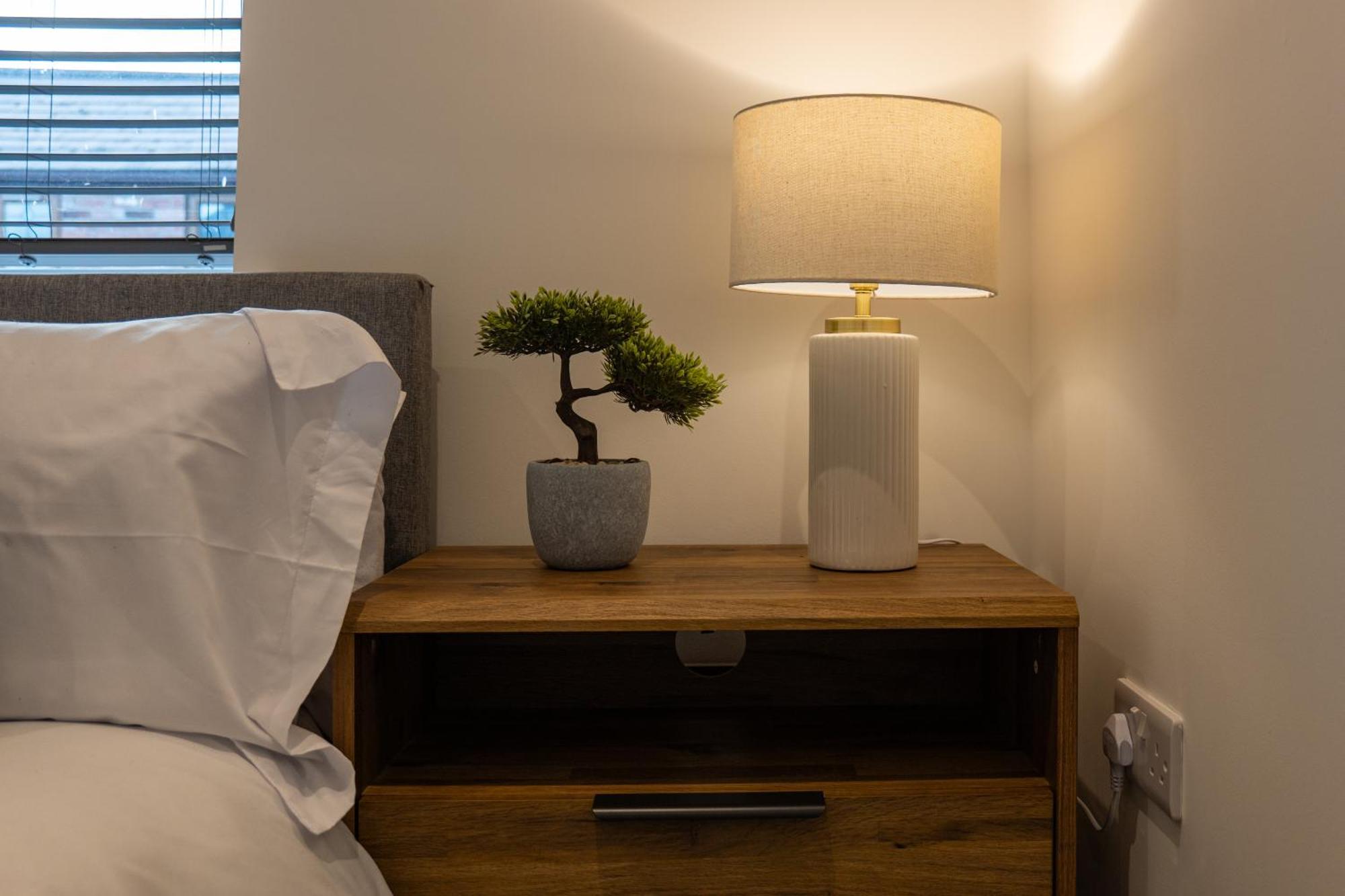 High End Apartment - Perfect For Contractors & Builders - Free Parking Ilkeston Kültér fotó